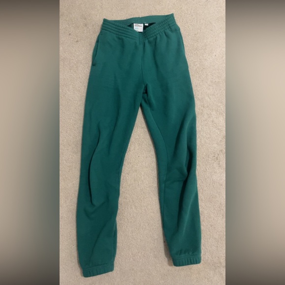 Aritzia sweatpants - Picture 4 of 4